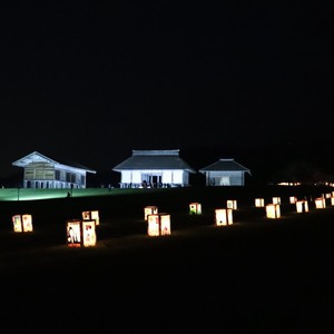 平沢官衙遺跡の万灯夏まつり 